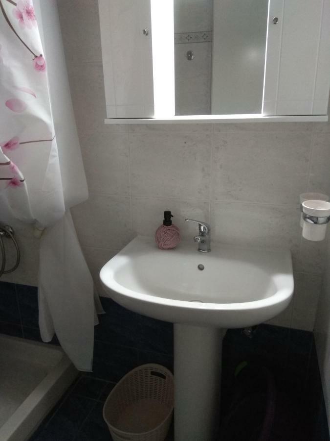Cute Maisonette No2 On Coastal Sidewalk นิกิติ ภายนอก รูปภาพ